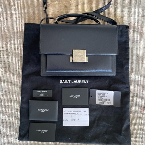 Yves Saint Laurent medium Bellechasse crossbody / Deep Marine YSL PLB482051-1217 - Picture 1 of 16